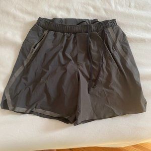 Lululemon Surge Special Edition No Liner size M